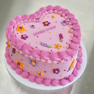 Pink wildflower vintage cake