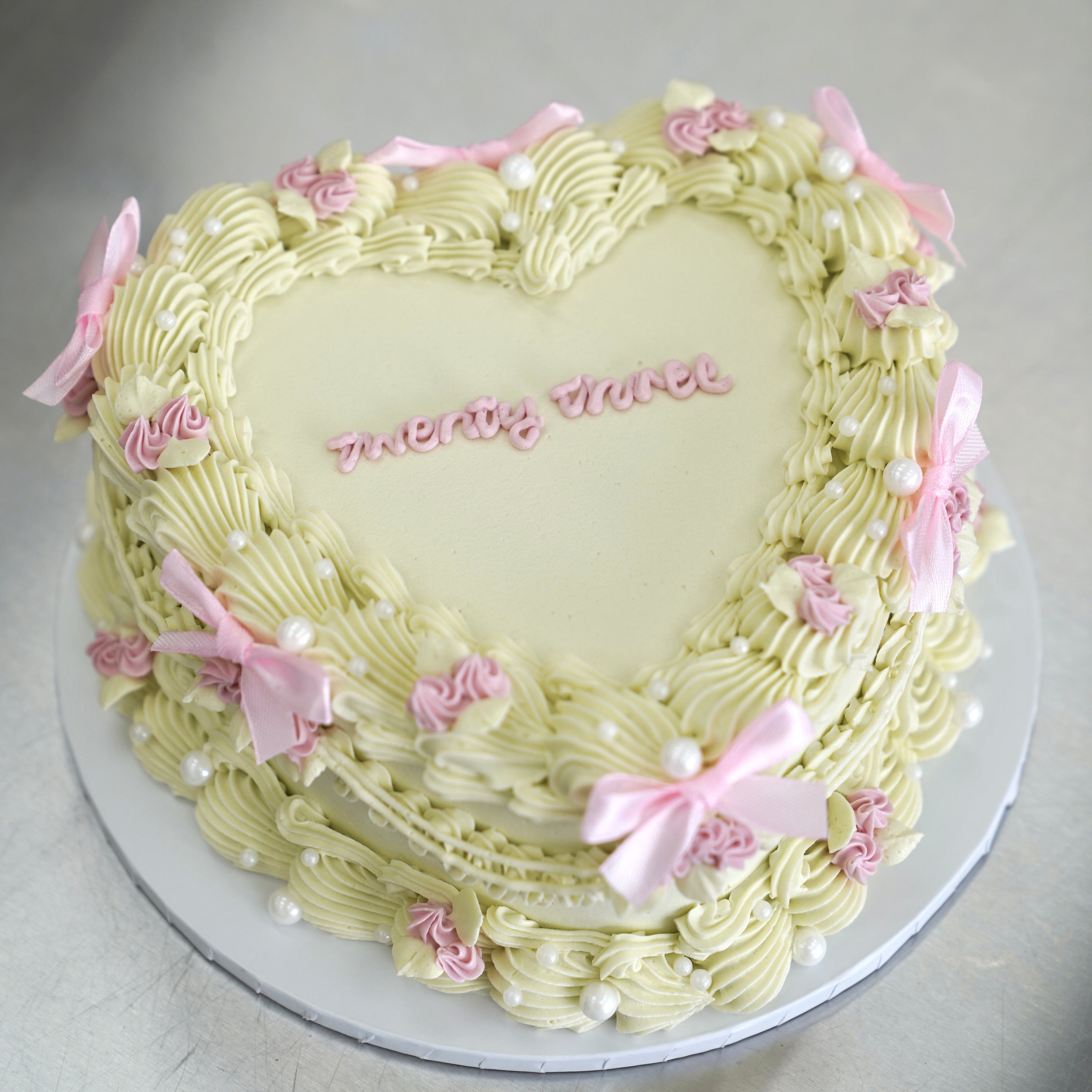 Rosie Baby Vintage Cake