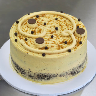 Chocolate salted caramel cake whole 
